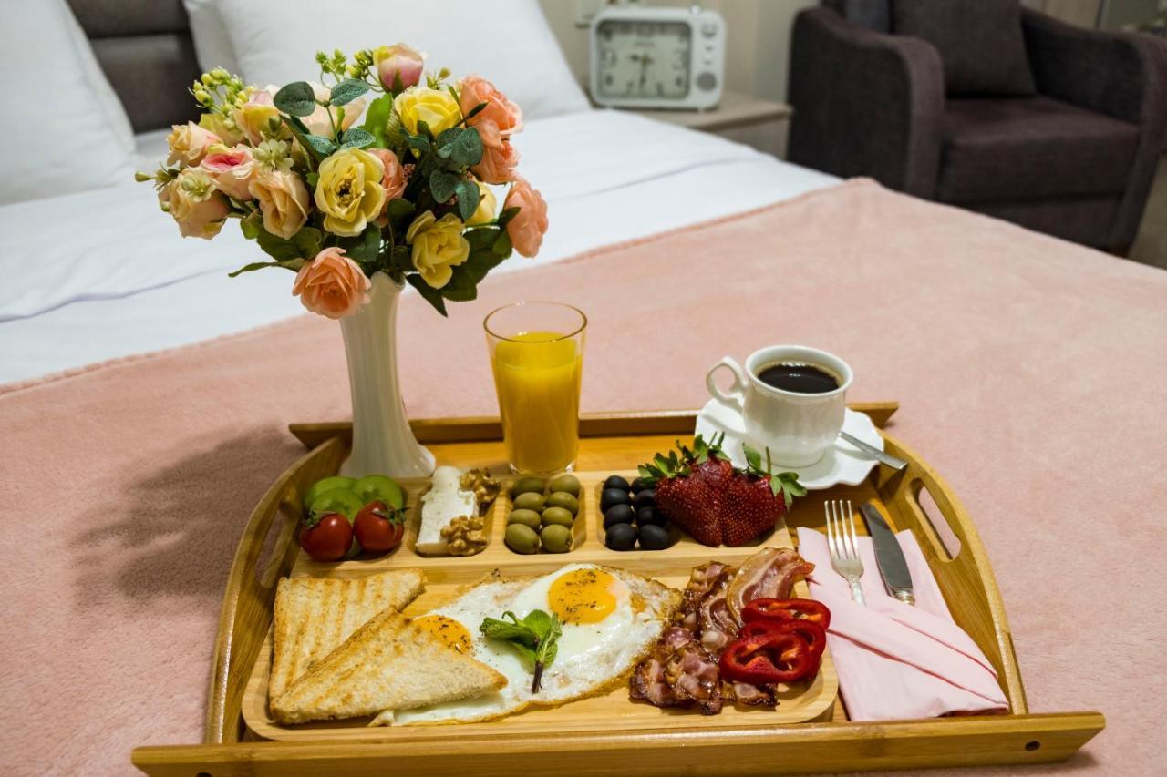 Art Hotel باتومي المظهر الخارجي الصورة